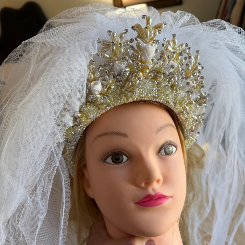 Vintage White and Gold Beaded Bridal Headband - Picture 11 of 11